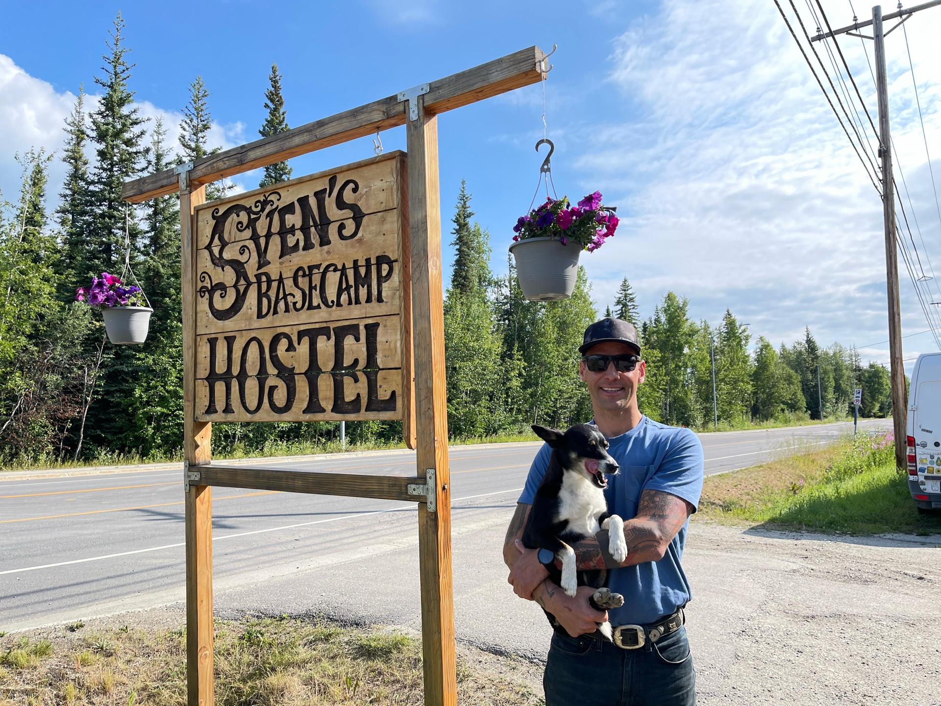 Sven's Basecamp Hostel Front Sign
